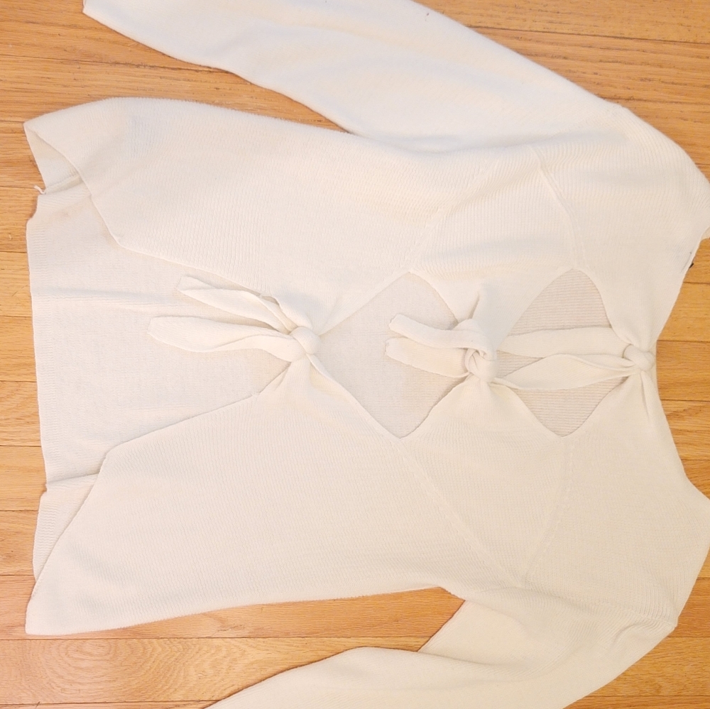 Moon and Madison sweater with cutouts- size large
